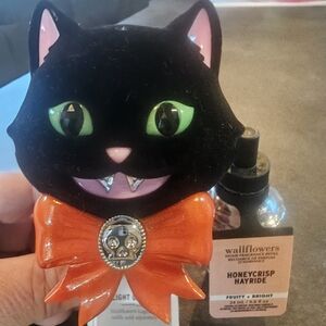 Bath & Body Works Halloween Black Cat Wallflower Warmer Light Up& Scent Control